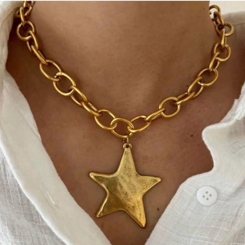 Free People Gold Star Pendant Necklace